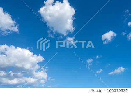 夏の青空と白い雲 夏空の写真 気象 夏の青空と白い雲 夏空の写真 気象 106039525