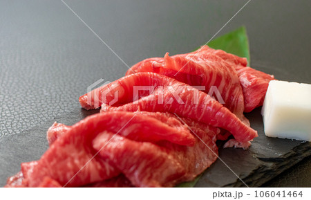 黒毛和牛の切り出し肉 106041464