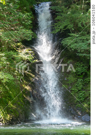 岡山県新庄村 不動滝男滝は豪快な滝 岡山県新庄村 不動滝男滝は豪快な滝 106041580