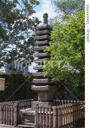十一重石塔、京都府宇治市 十一重石塔、京都府宇治市 106044460