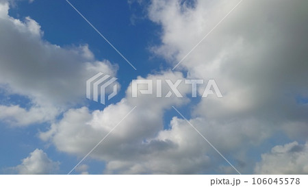 空模様 一瞬の出来事 雲 空 夏の雲 夏の空 106045578