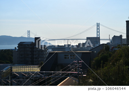 晴れた日の須磨・塩屋界隈の風景 海と鉄道 晴れた日の須磨・塩屋界隈の風景 海と鉄道 106046544