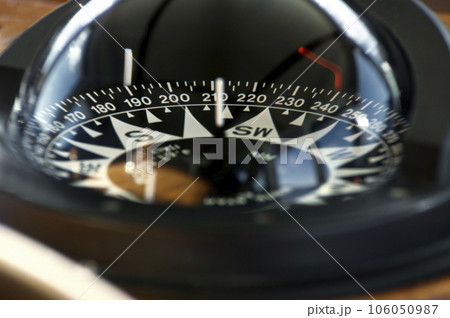 Compass Compass 106050987