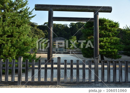 明治天皇伏見桃山陵 明治天皇伏見桃山陵 106051060