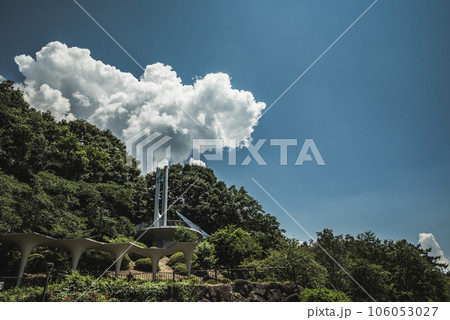 入道雲と展望台【立石公園】 入道雲と展望台【立石公園】 106053027