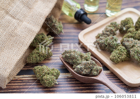 Cannabis 106053811