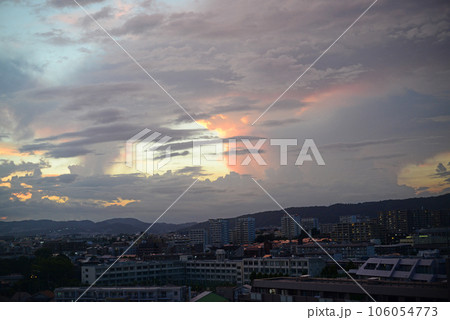 箕面山の積乱雲-1 106054773