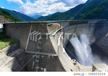 黒部ダム　夏　晴れ 106055014