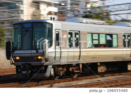 ［A］東海道本線223系：新快速列車（琵琶湖線直通） 106055480