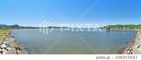 【東郷湖 (四ツ手網)】 (高解像度版) 鳥取県東伯郡湯梨浜町松崎 106055681