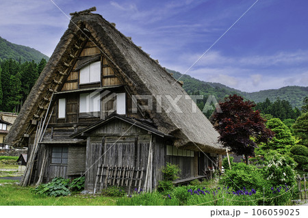 岐阜県　白川郷合掌造り集落　合掌造り民家・合掌庵（土産物店） 　世界遺産 106059025