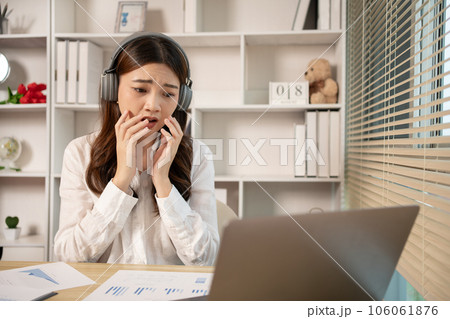 Young Businesswoman Expressing Astonishment and Surprise Due to Sudden Sales Slump, Startling Sales Downturn, Astonished Reaction. 106061876