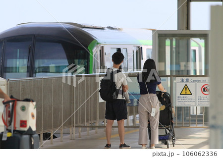 モノレールの乗客　モノレール 106062336