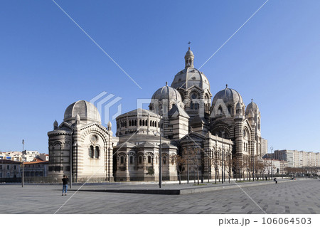 Marseille Cathedral 106064503