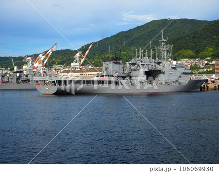 海上自衛隊呉基地 106069930