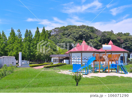 かすみがら市水族館と児童公園 106071290