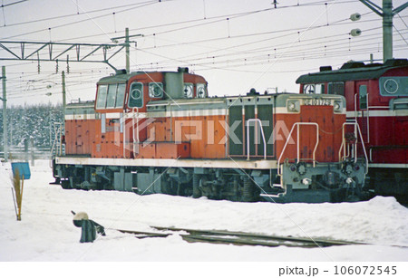 函館本線　岩見沢第二機関区　国鉄　DE10-1729 106072545
