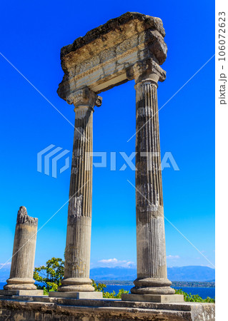 Ruins of ancient roman columns in Nyon, Switzerland Ruins of ancient roman columns in Nyon, Switzerland 106072623