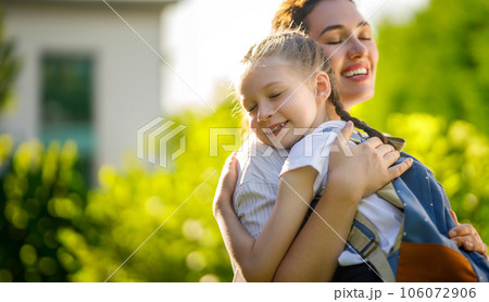 Parent and kid going to school Parent and kid going to school 106072906