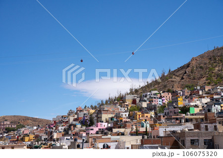 メキシコ・サカテカスの街並み メキシコ・サカテカスの街並み 106075320