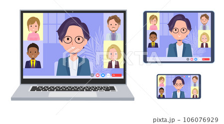 オンラインミーティングをしているビジネス男性のセット 106076929