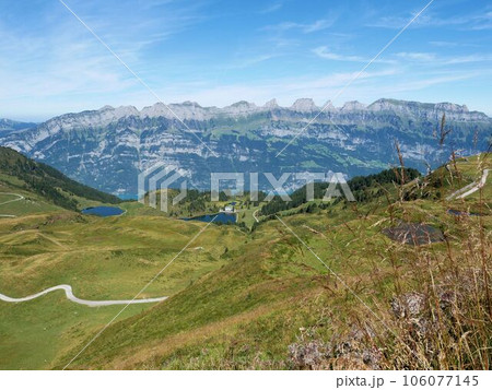 東スイスの絶景 フルムザーベルクから見えるクルフュルステン (ザンクトガレン州) 東スイスの絶景 フルムザーベルクから見えるクルフュルステン (ザンクトガレン州) 106077145