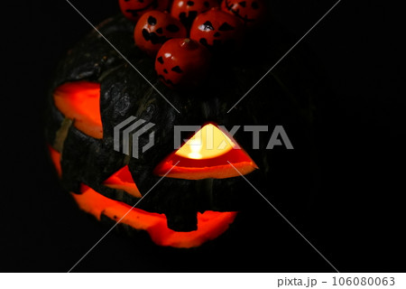 暗闇で光るジャックオーランタン 106080063