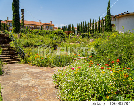 Sunny view of the garden of Philbrook Museum of Art Sunny view of the garden of Philbrook Museum of Art 106083704