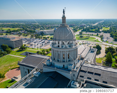 Aerial view of the Oklahoma State Capitol and dowtown cityscape 106083717