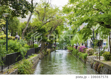 【都市風景】緑あふれる癒しスポット 岡山市西川緑道公園 【都市風景】緑あふれる癒しスポット 岡山市西川緑道公園 106087578
