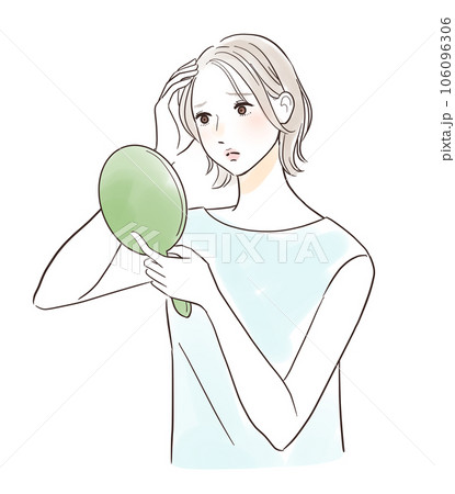 鏡を見て薄毛に悩むミドル世代の女性 鏡を見て薄毛に悩むミドル世代の女性 106096306