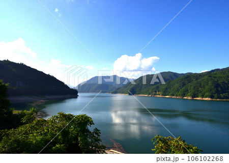 青いダム湖 青いダム湖 106102268