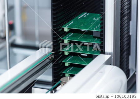 machine tool for PCB production on the conveyor of automatic production line machine tool for PCB production on the conveyor of automatic production line 106103195