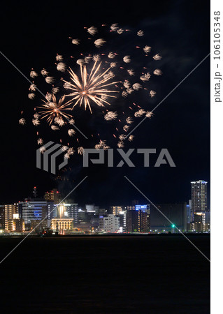 わっしょい百万夏まつり前夜祭の美しい打上花火大会2023 わっしょい百万夏まつり前夜祭の美しい打上花火大会2023 106105348
