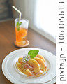 桃と生ハムのパスタとアイス紅茶 106105613