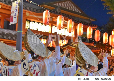 神楽坂祭の阿波踊り　東京 106108056