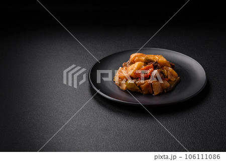 Delicious fresh stew of potatoes, tomatoes, onions, carrots and beef 106111086