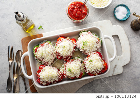 Stuffed peppers with marinara sauce and ground beef 106113124