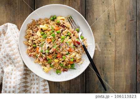 Breakfast fried rice with eggs and bacon 106113823