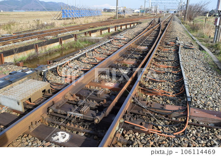 鉄道線路の分岐ポイント 106114469