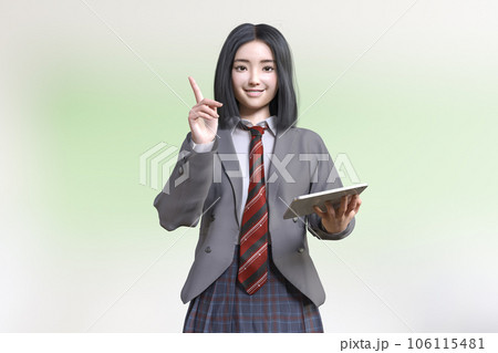 タブレットを持ちハンドポーズをしている女子高生 106115481