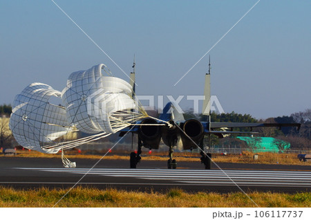 百里基地に展開したインド空軍のsu30戦闘機 106117737