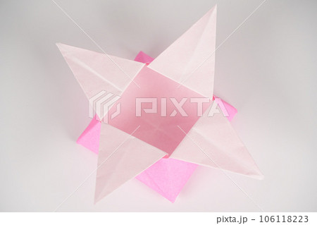折り紙で作った箱 106118223