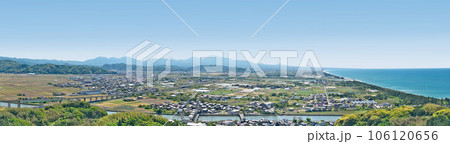 【ハワイ風土記館(展望台)からの風景】 (高解像度版) 鳥取県東伯郡湯梨浜町上橋津 106120656
