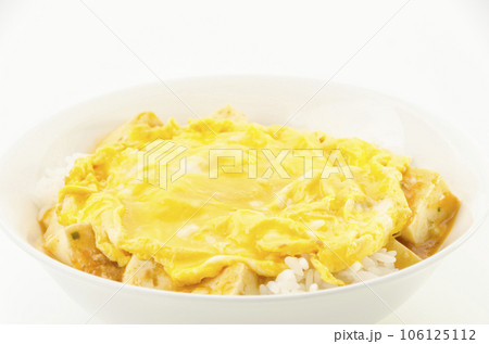 ふわふわ玉子のせ麻婆丼 ふわふわ玉子のせ麻婆丼 106125112