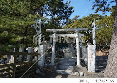三保松原にある羽車神社【日本・静岡】 三保松原にある羽車神社【日本・静岡】 106125135