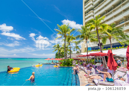 【HAWAIIの休日】シェラトン・ワイキキ「インフィニティ・エッジ・プール」 106126859