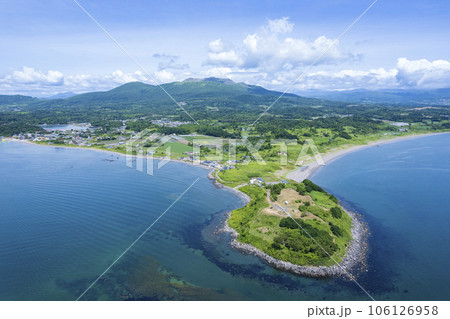 北海道 アルトリ岬を空撮 106126958