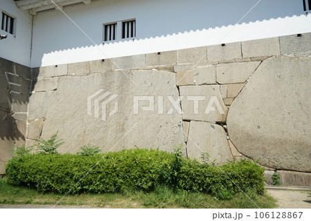 大阪城　大手口枡形の巨石 106128867