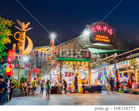 台湾　士林夜市　※一部ソフトフォーカス 106138771
